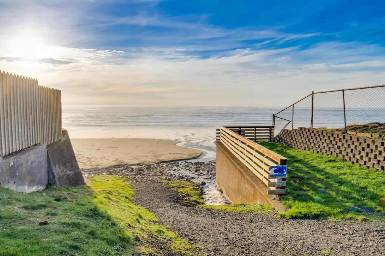 Villa Sea Breeze Lincoln City Exterior foto